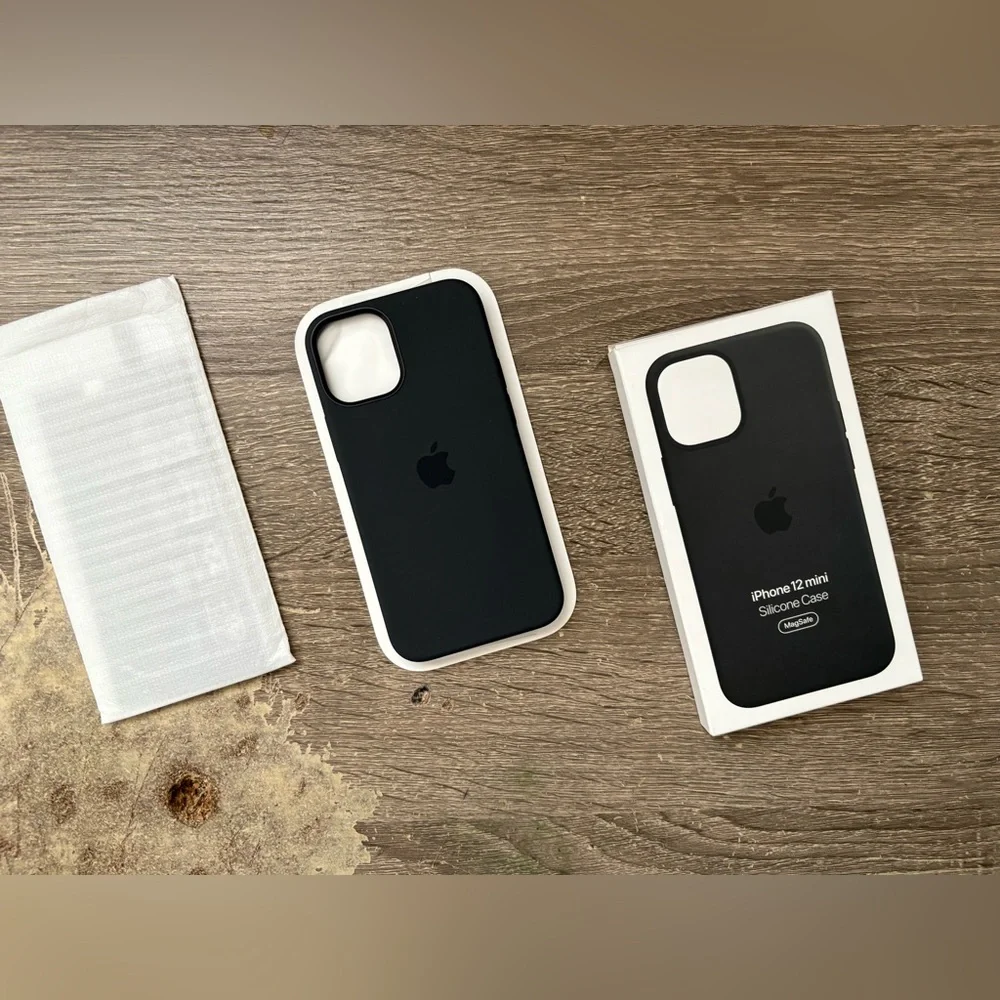 Apple iPhone 12 Mini Black Silicone Case